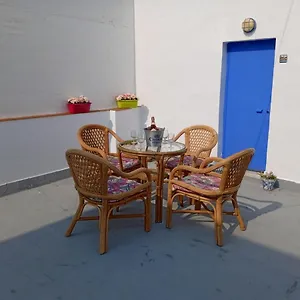 Apartamento De Las Flores En Conil Сasa de vacaciones